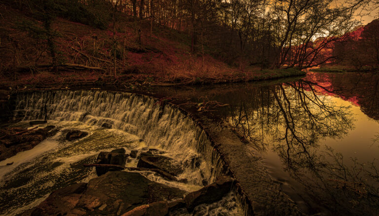 Hidden away down alone behind Hoghton Towers is Hoghton Bottoms. A small community of old houses and farms. After the raid runs out the only to get there is along the narrow path by the river that leads to the weir. On a cold winter dawn the sounds are the Kingfishers and the sound of water cascading over the weir.