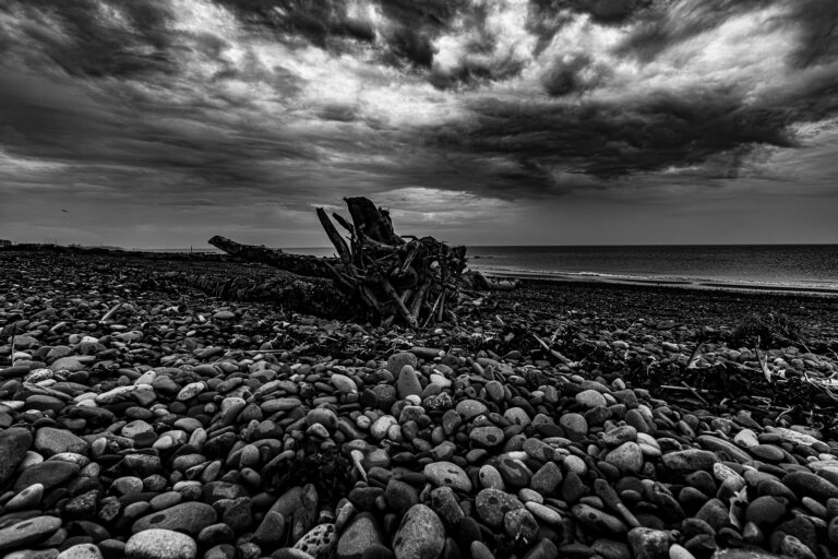 A very grey gloomy day without any colour in the sky.   The perfect opportunity to shoot in black and white.   Monochrome adds drama and impact to the images on one of those days when it rains with small gaps.